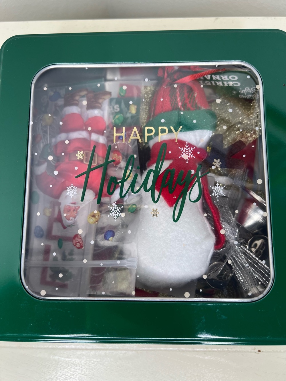 Brand New-Holiday Tin with 5 Assorted Ornaments